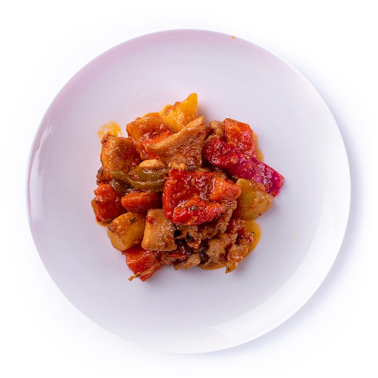 Жаркое из курицы с картошкой